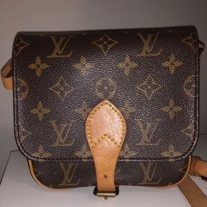 Louis Vuitton Cartouchiere 17